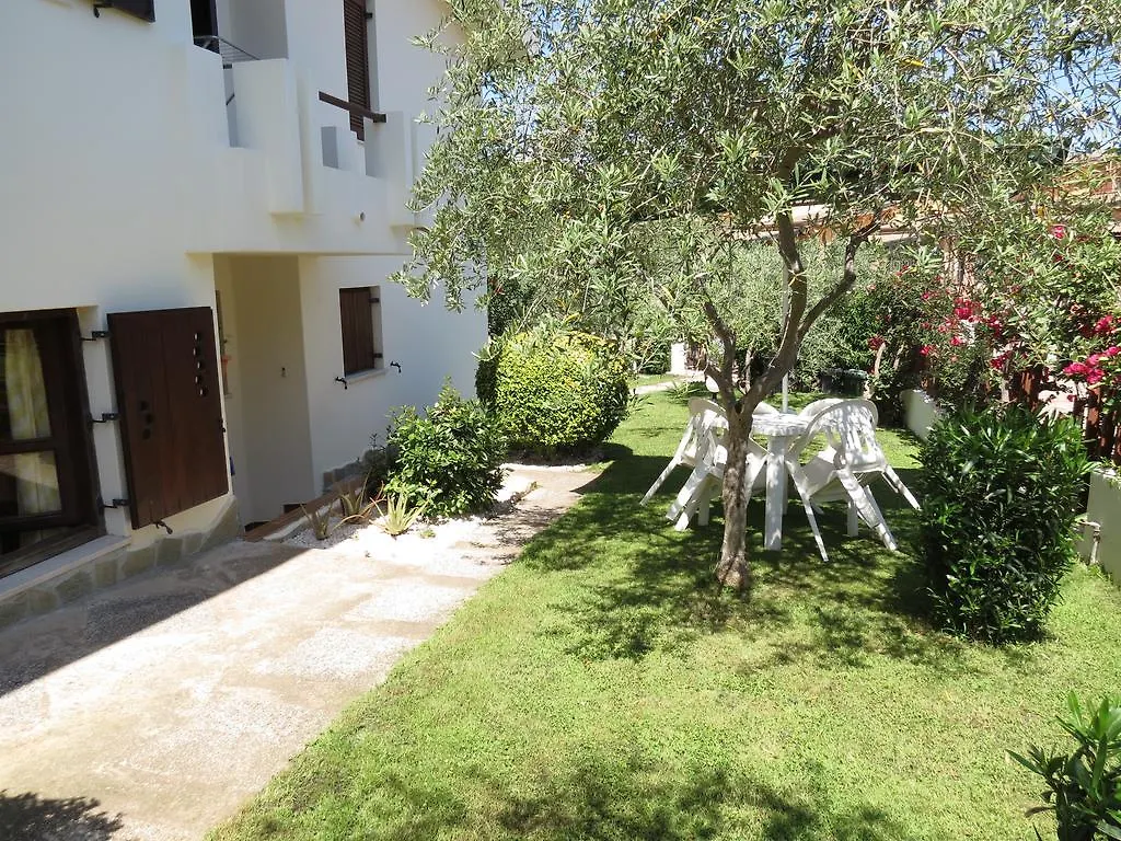 Baia Di Portu Frailis Apartamento Àrbatax Itália