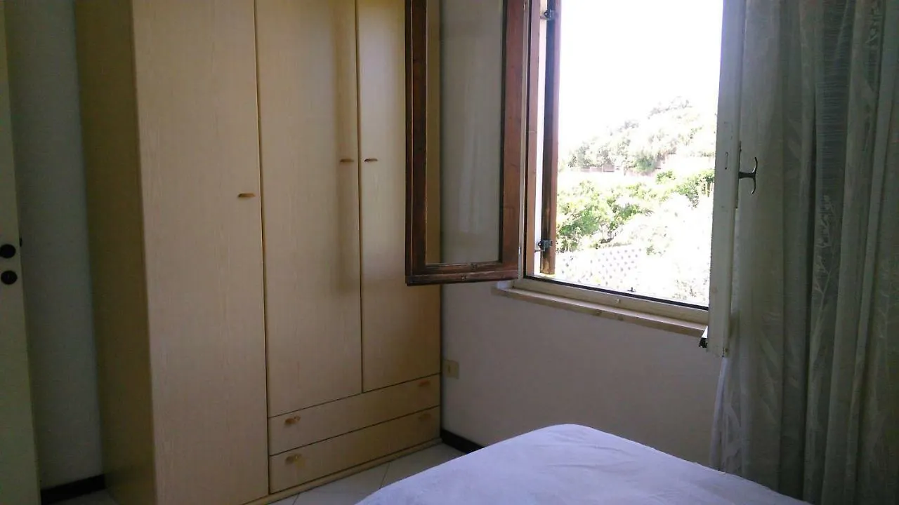 Baia Di Portu Frailis Apartamento Àrbatax Itália
